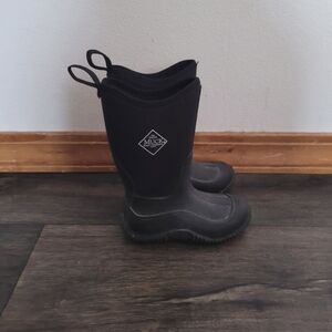 KIDS Muck Black Neoprene Boots SIZE 11